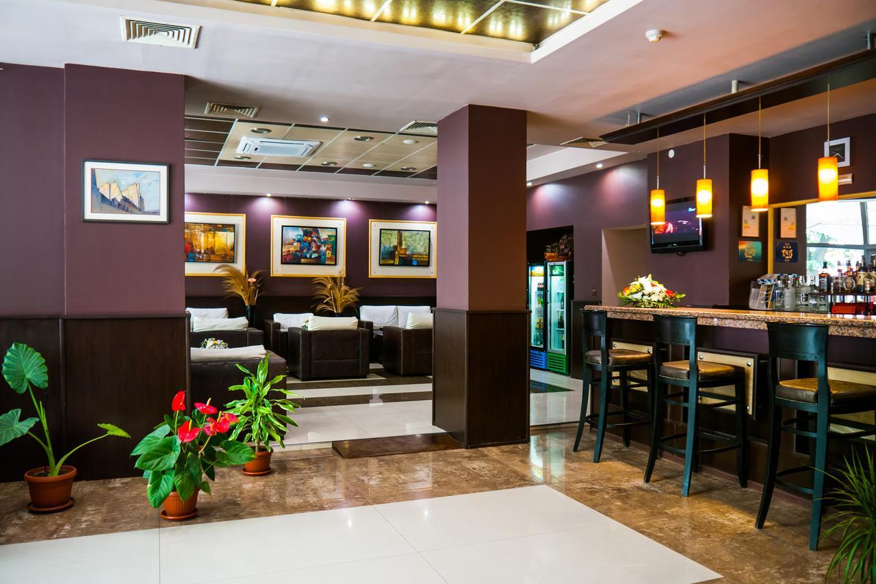 Hotel Kabile Yambol Exterior photo